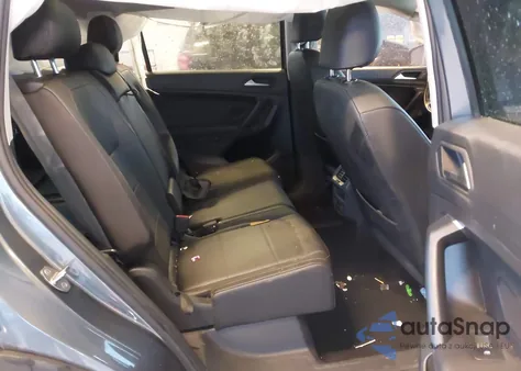 2019 Volkswagen Tiguan 2.0T Se/2.0T Sel/2.0T Sel R-Line/2.0T Sel R-Line Black z USA, uszkodzony, nr VIN 3VV2B7AX8KM069396